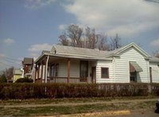 902 N 8th St, Quincy, IL 62301