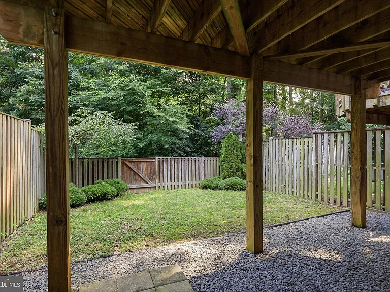 11712 Mossy Creek Ln — Photo 40