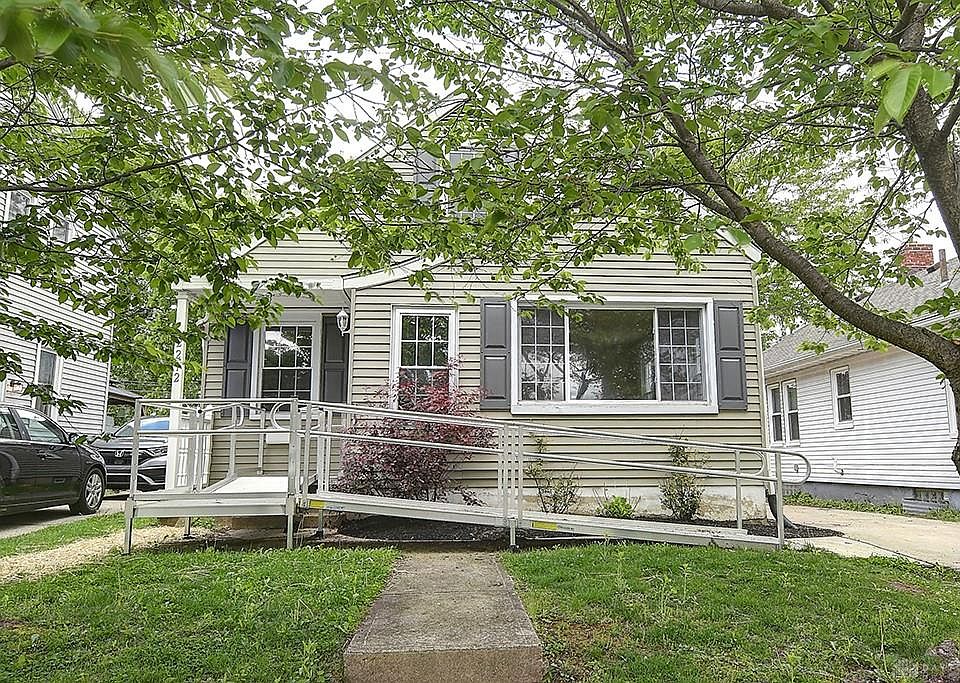 1st image of 2212 Fauver Ave