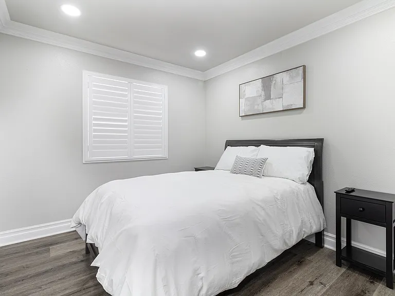 4302 Shetland Ln — Photo 22