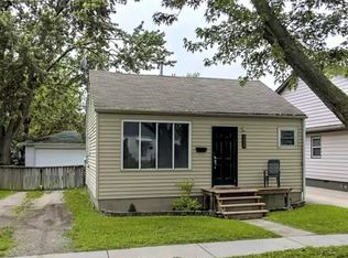 1423 Aubin Rd, Windsor, ON N8Y 4E8