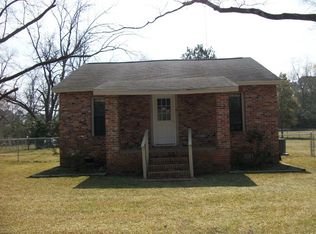 91 13th Ave SW, Cairo, GA 39828