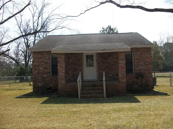 91 13th Ave SW, Cairo, GA 39828