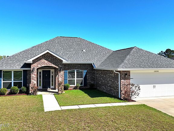 2nd image of 15050 Emersyn Ln