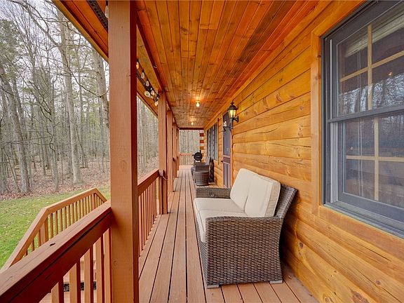 4th image of 2781 County House Woods Rd
