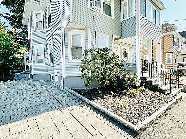 114 Sycamore St #2 — Photo 11