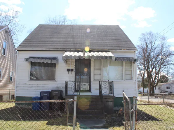 302 E Piper Ave, Flint, MI 48505