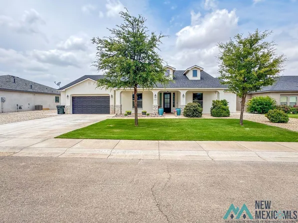 406 Plantation Ct, Carlsbad, NM 88220