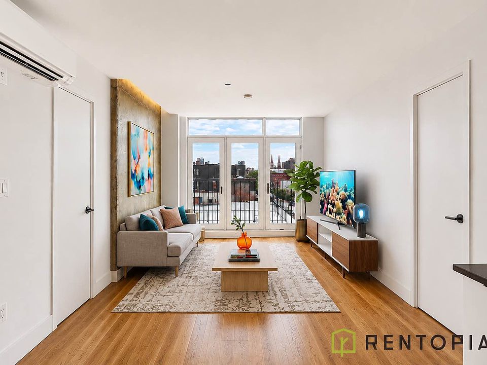 1st image of 310 Graham Ave #3B