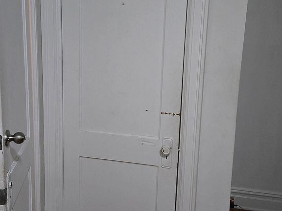 3rd image of 458 Park Ave Floor 2