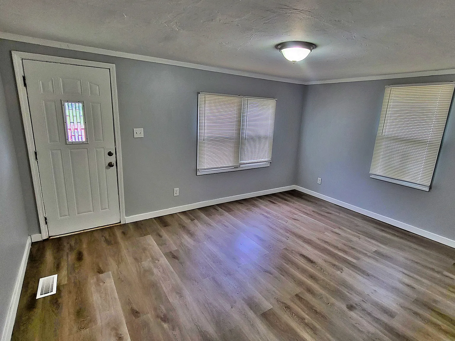 2 bed, 1.0 bath, 646 sqft, $750 — Photo 4