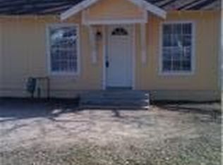 409 Poindexter Ave, Cleburne, TX 76033