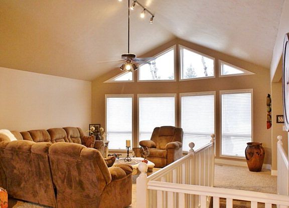 4th image of 9815 N Yellowstone Hwy