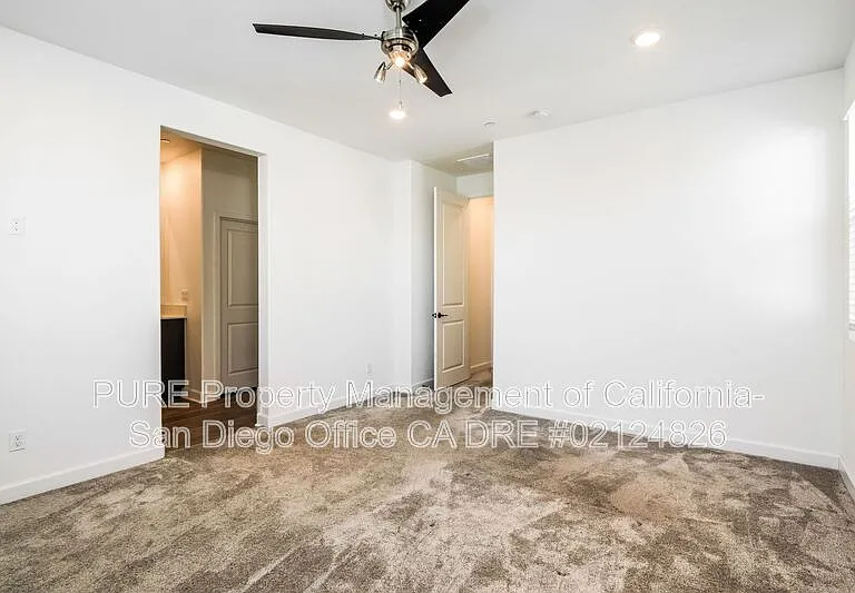 812 Mateo St #1 — Photo 8
