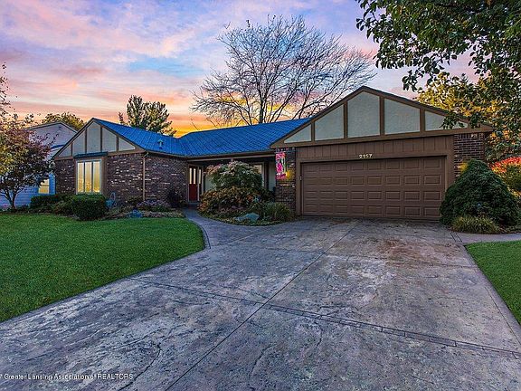 4th image of 2157 Riverwood Dr