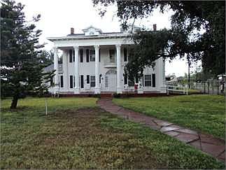 2nd image of 1633 S Ohio St