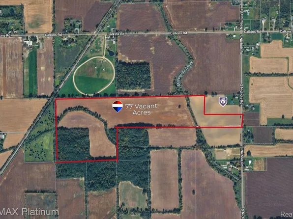 1136 S Nichols Rd, Swartz Creek, MI 48473