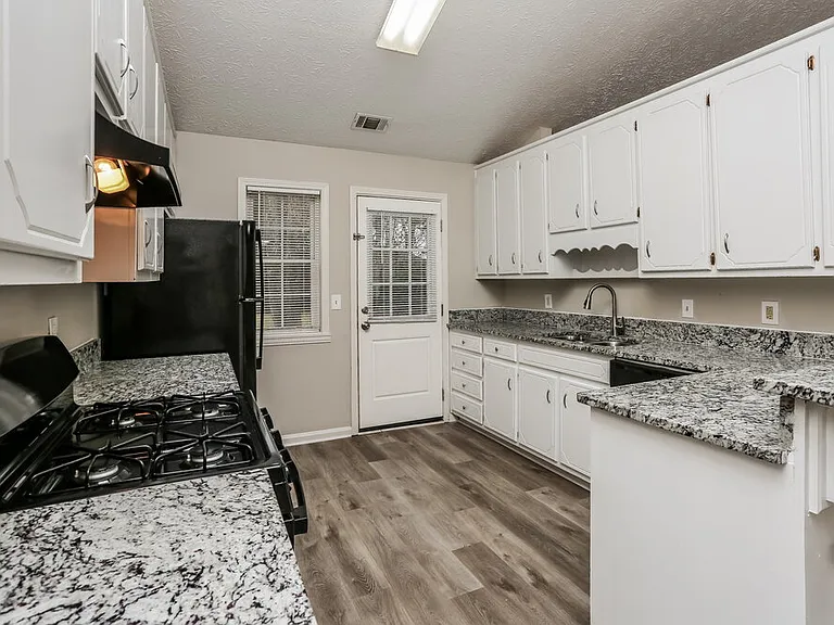 3535 Garden Walk Ln — Photo 9