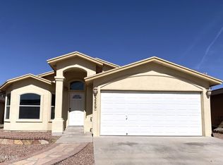 3259 Maple Point Dr, El Paso, TX 79938