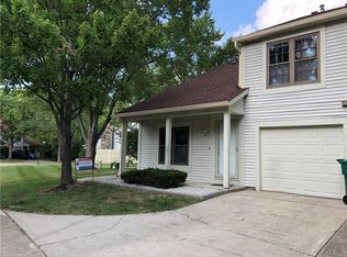 8005 Valley Farms Ct, Indianapolis, IN 46214