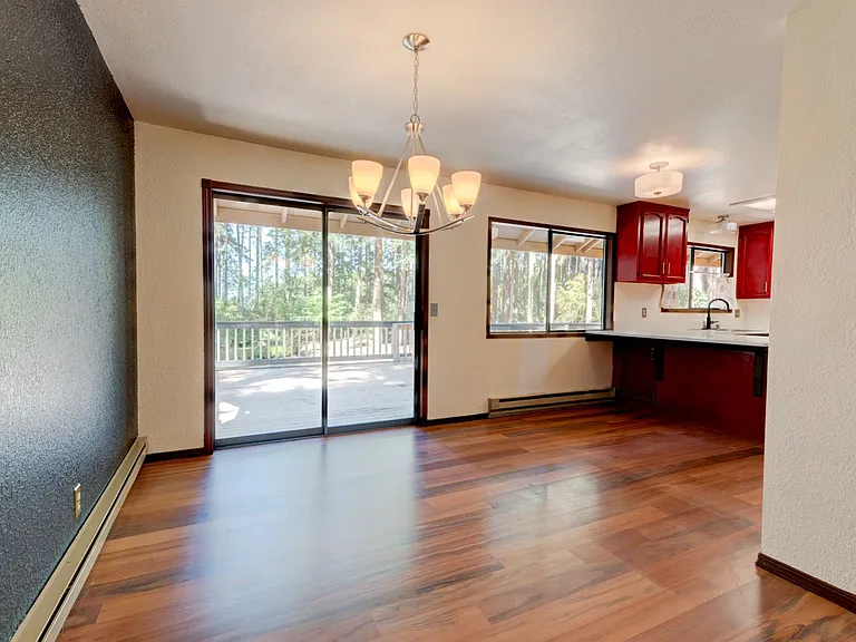 1638 Fern Pl — Photo 6