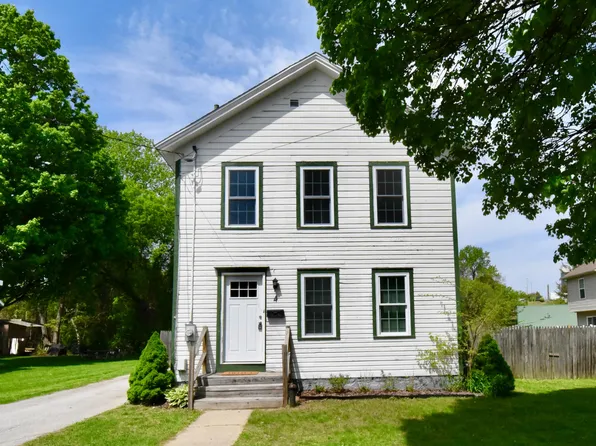 4 Henry Street, Glens Falls, NY 12801