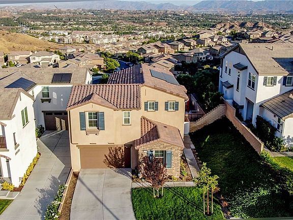 2nd image of 28976 N West Hills Dr