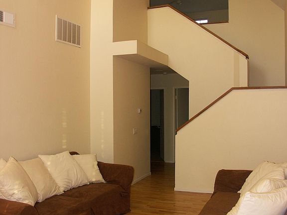 2nd image of 14605 Woodland Dr Unit 32