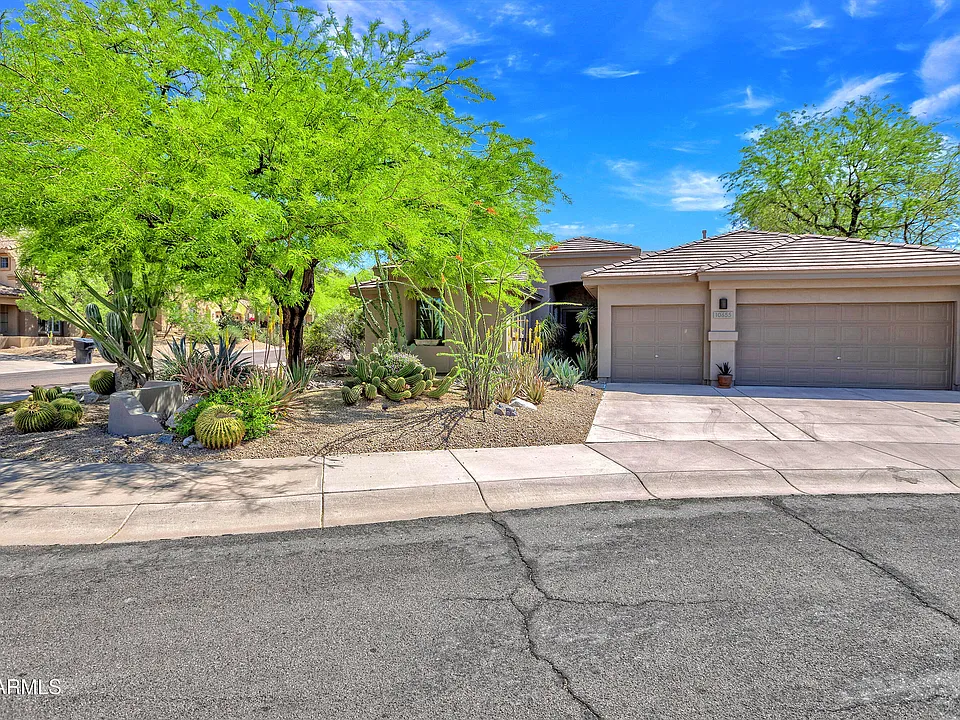 10655 E Acacia Dr
