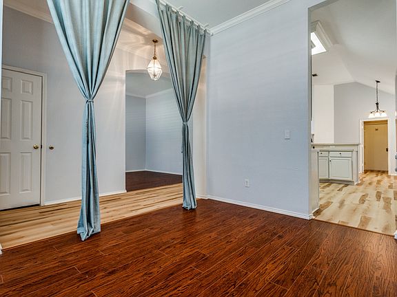 2nd image of 4316 Sahara Ln