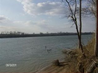 320 Woodland St, Martin, TN 38237