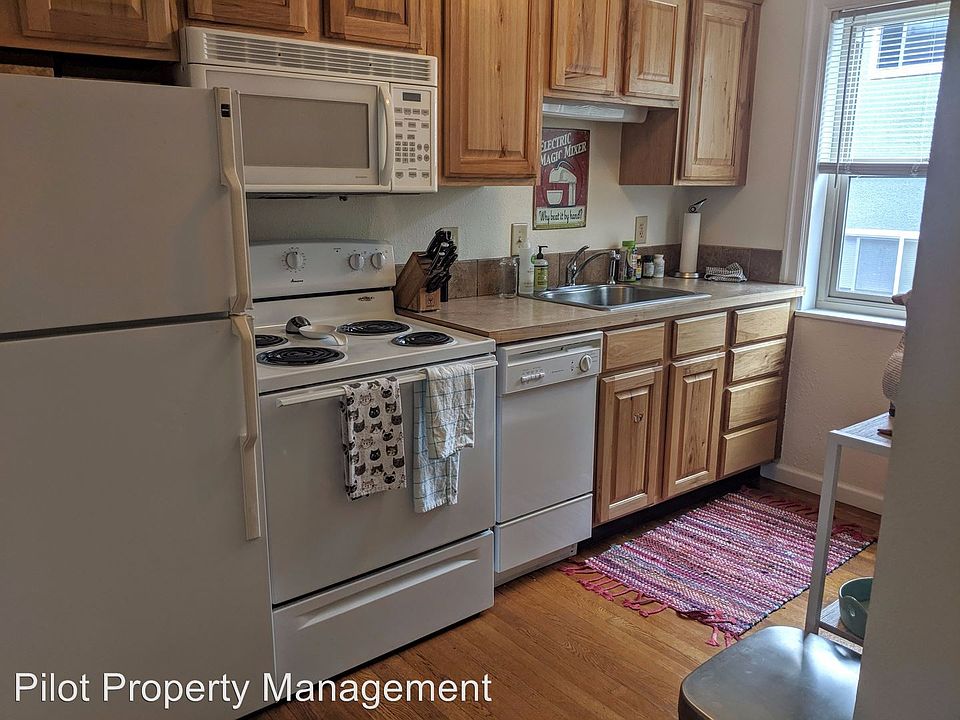 2nd image of 7526 24th Ave NW APT 09