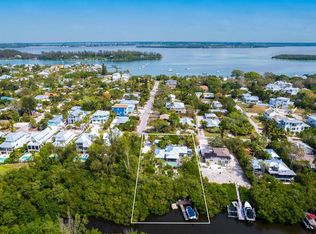 6909 Longboat Dr S, Longboat Key, FL 34228