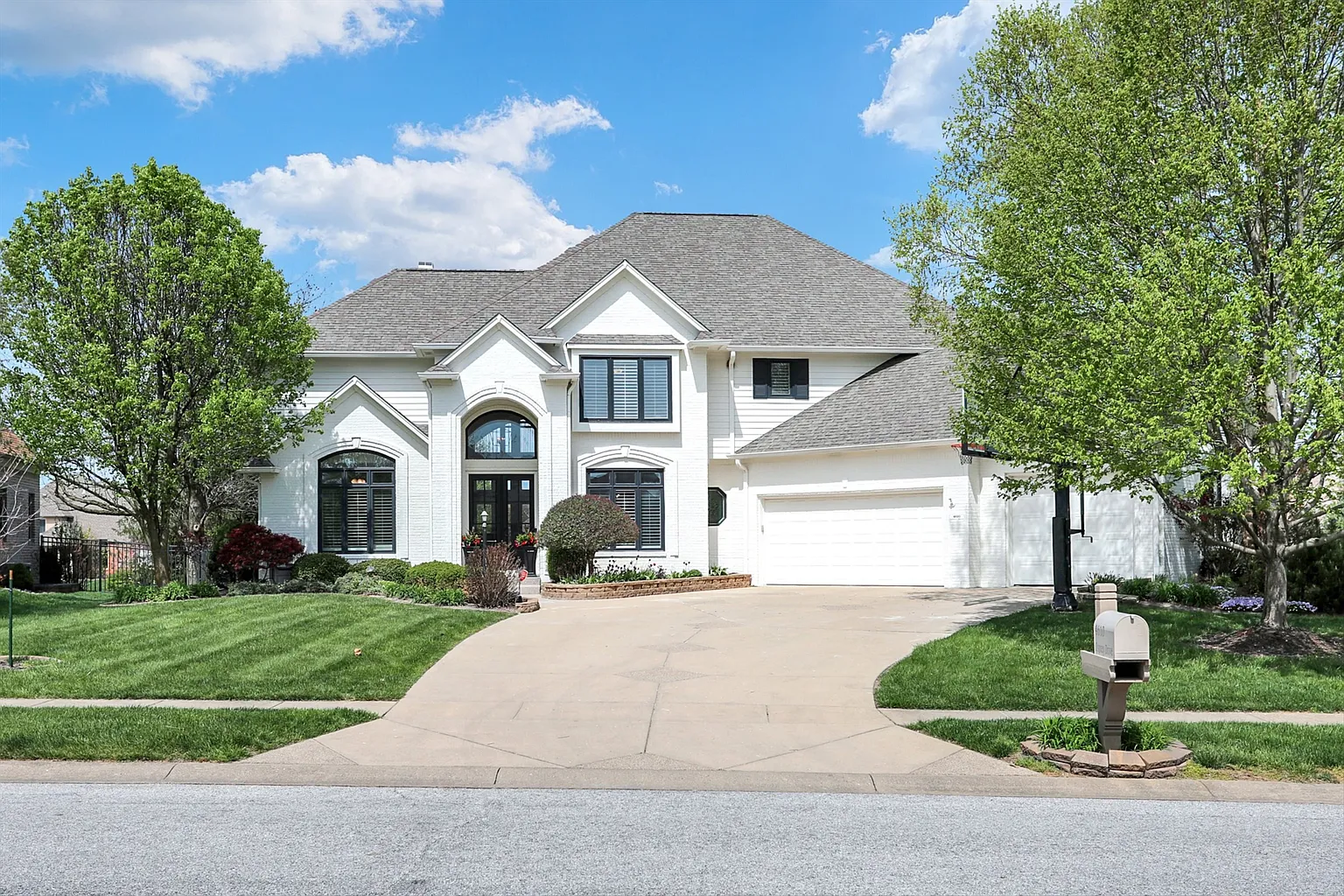 4610 Osprey Dr photo 1