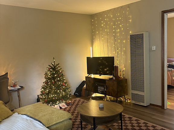 3rd image of 241 E Whittier St APT B