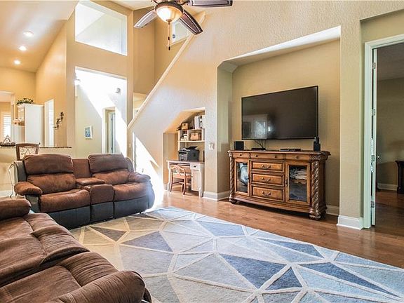 5th image of 2977 Mission Lakes Dr #13