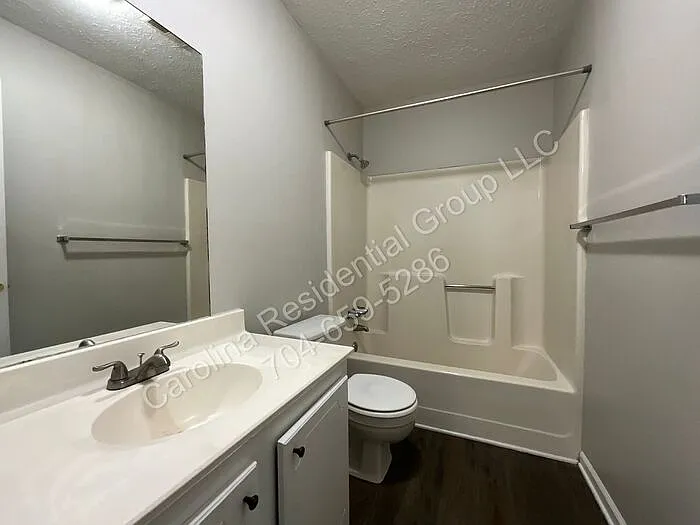 304 Palm St #8 — Photo 7
