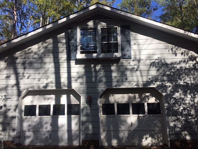 2nd image of 300 Green Tree Ct