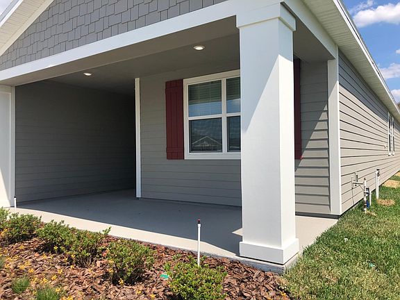 3rd image of 592 S Andrea Cir