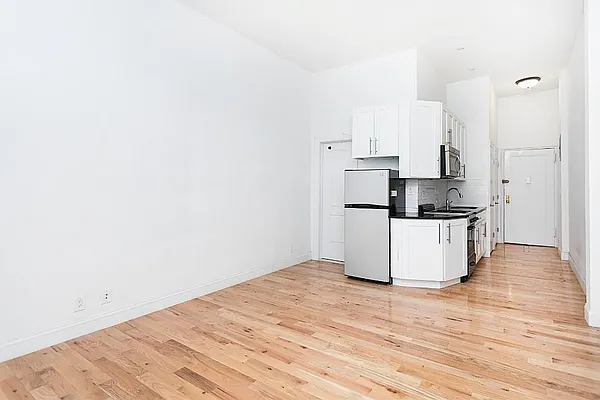 Rented by Living New York | media 2
