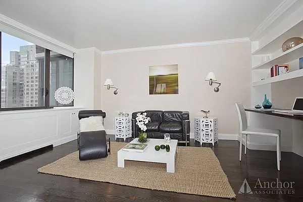 Sold by Anchor Associates | media 19