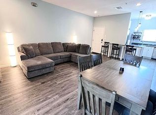 12446 Starcrest Dr APT 209, San Antonio, TX 78216
