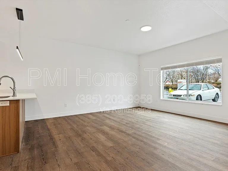 3378 Washington Blvd #202 — Photo 9