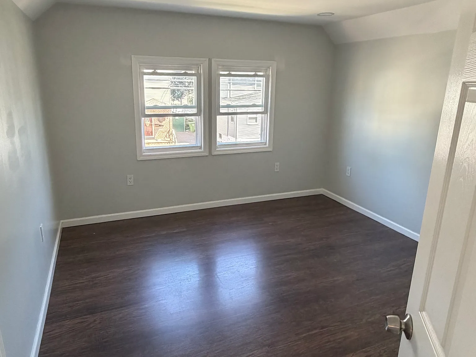 3 bed, $2,500 — Photo 3