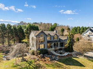 217 Lake Meadow Dr, Gray, TN 37615