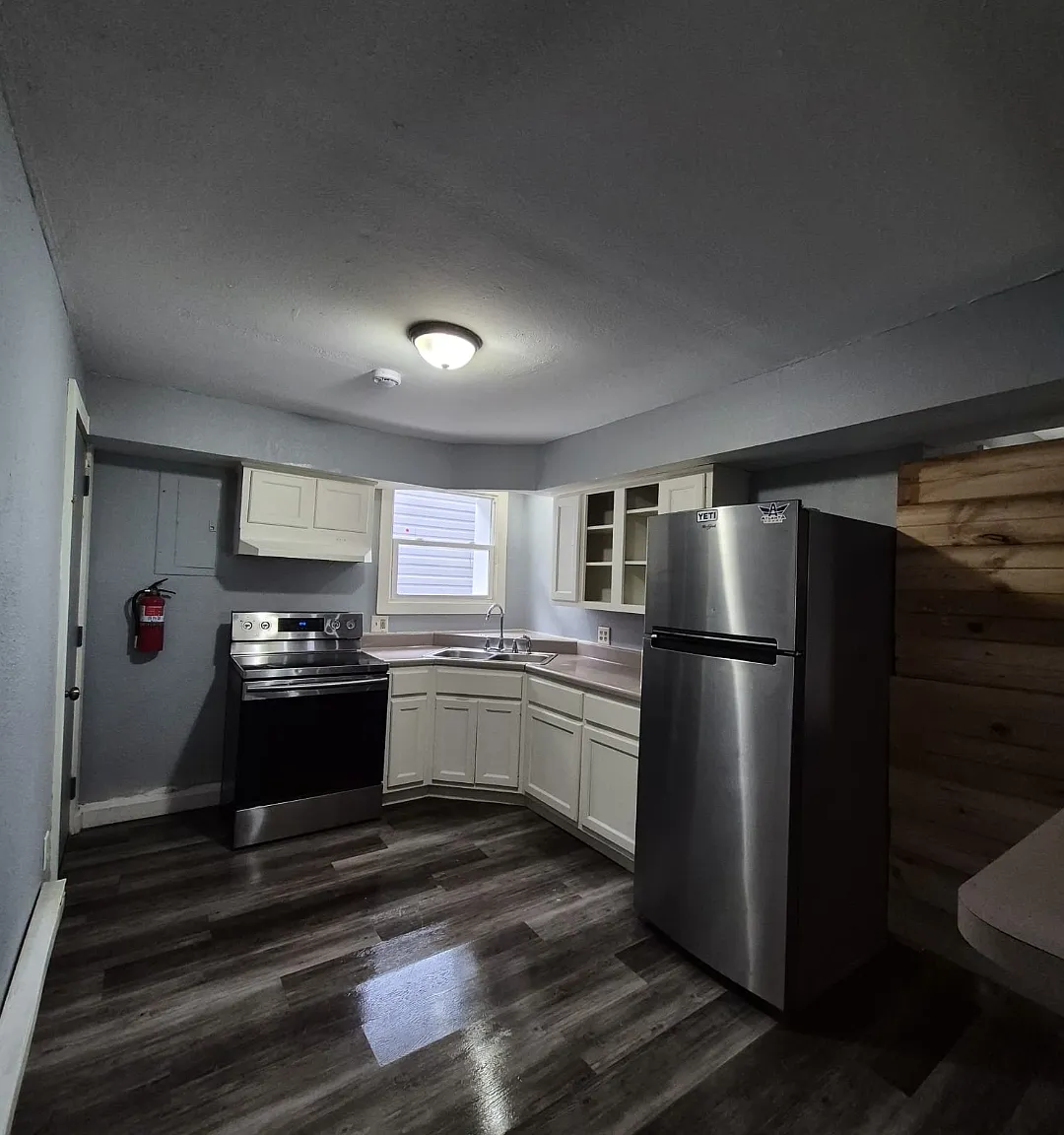2 bed, 850 sqft, $975 — Photo 3
