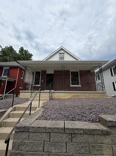 1117 E McCarty St Photo 1