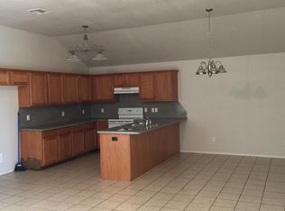 9232 Orange Dr, Midwest City, OK 73130