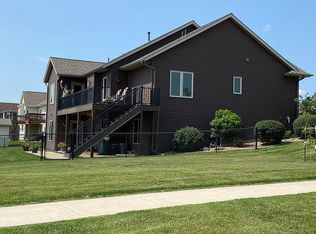 903 Aster Ct, Fairfax, IA 52228