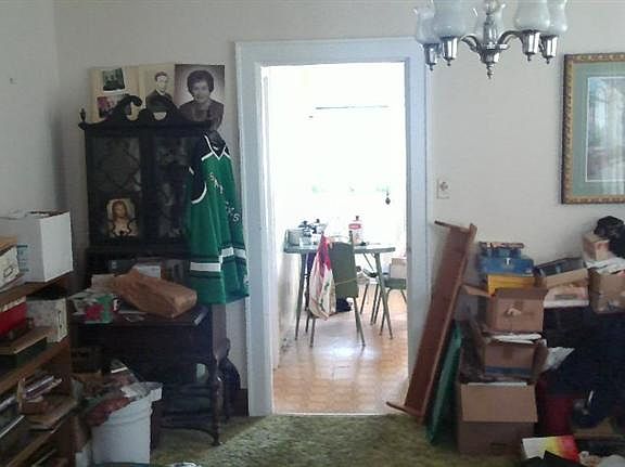 3rd image of 3615 Gamble Ave